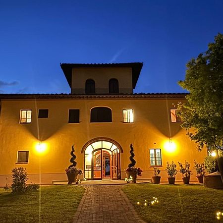 Agriturismo Cascina Cipressa San Romano  ภายนอก รูปภาพ