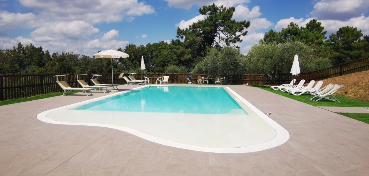 Agriturismo Cascina Cipressa San Romano  ภายนอก รูปภาพ