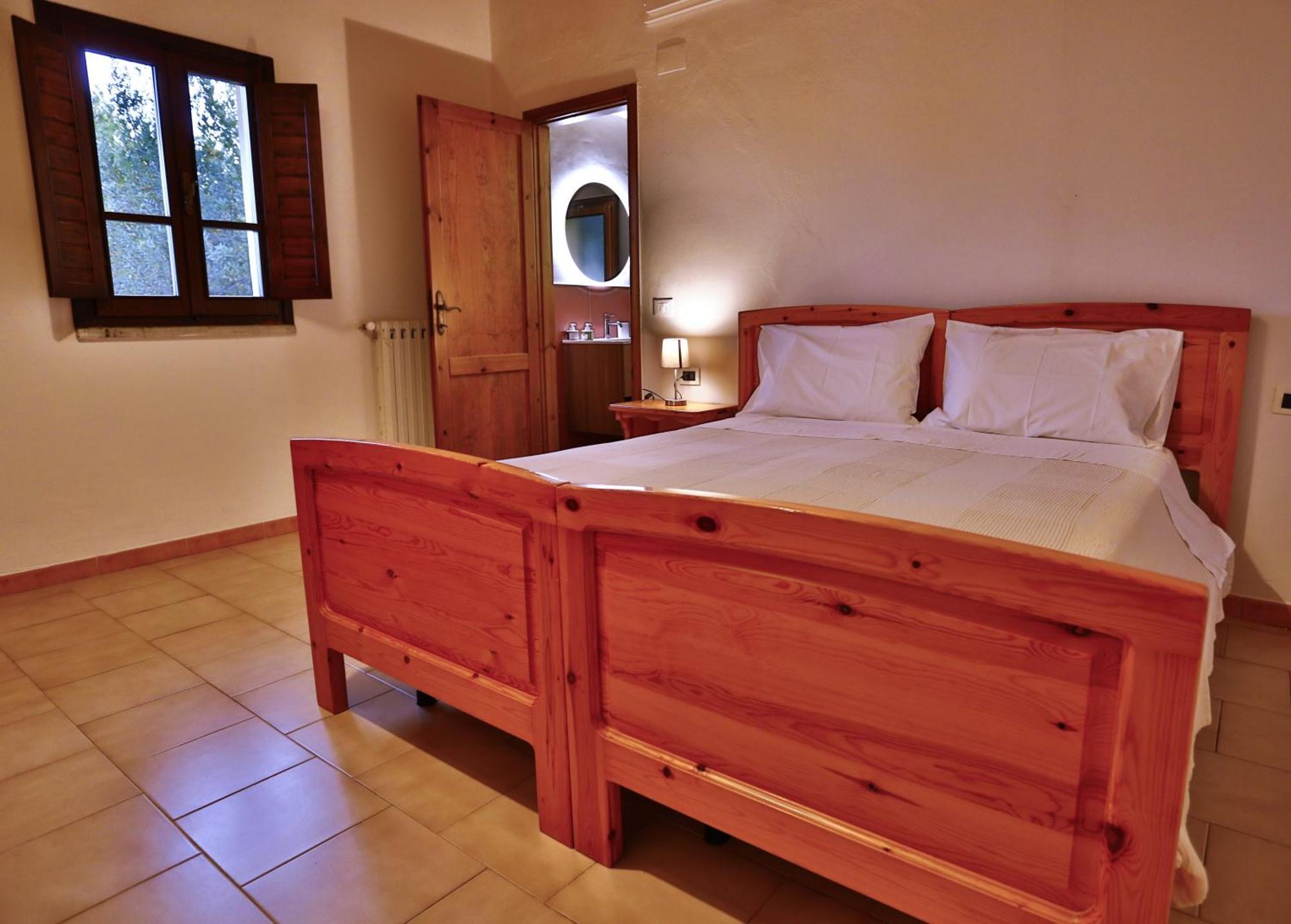 Agriturismo Cascina Cipressa San Romano  ภายนอก รูปภาพ