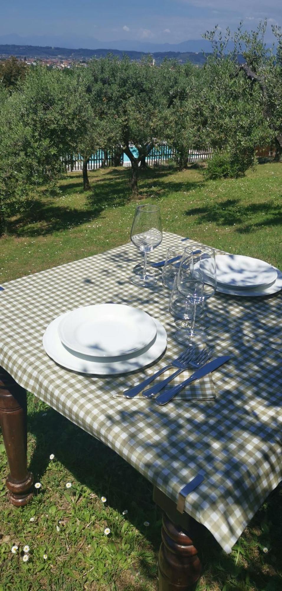 Agriturismo Cascina Cipressa San Romano  ภายนอก รูปภาพ